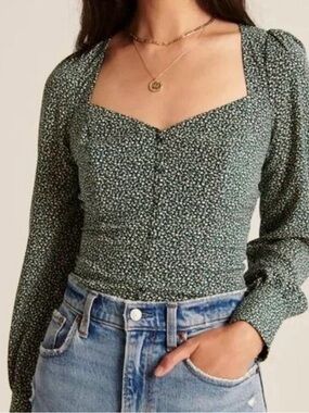 Abercrombie & Fitch Smocked Square Neck Long Sleeve Top - Green Floral Small